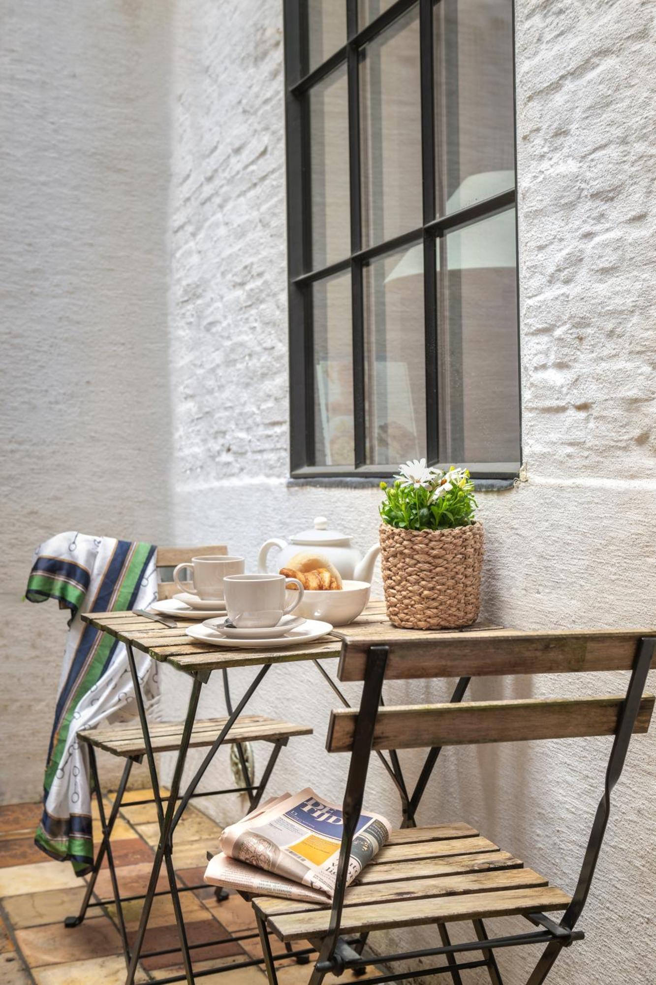 Guesthouse Aubrey - Charming Cottage In The Heart Of Bruges Exterior photo