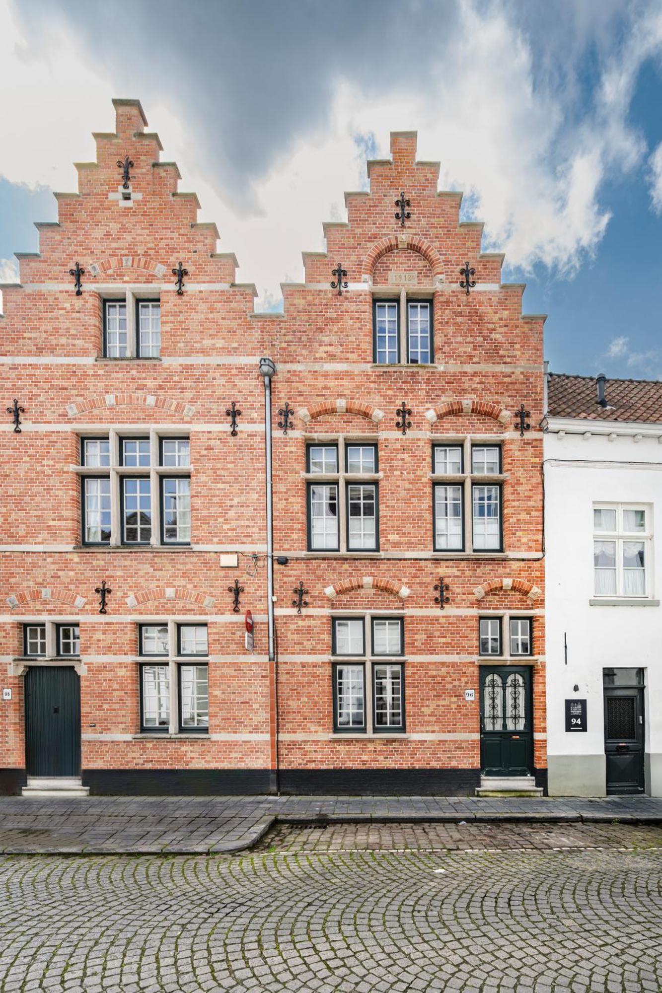 Guesthouse Aubrey - Charming Cottage In The Heart Of Bruges Exterior photo